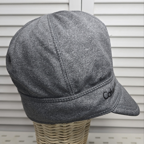 CALVIN KLEIN Ponytail Cap Gray Stretch Fit Beanie Hat Women's Sporty Minimalist - Picture 5 of 9